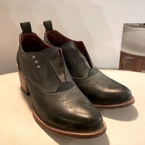 Freebird Sadie shoes size 9